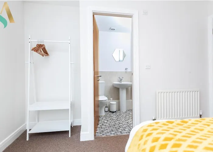 Park View Apartment *